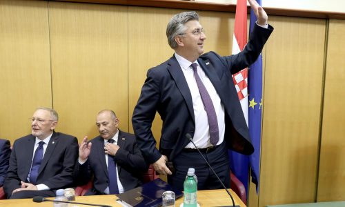 Plenković ne odustaje od obaveznog vojnog roka: ‘Situacija u svijetu to zahtjeva’