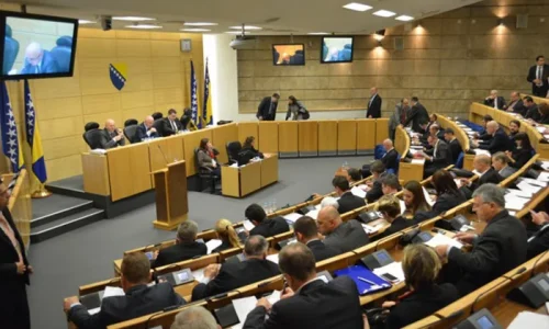 Zastupnice Zastupničkog doma Parlamenta FBiH pokrenule akciju oslobađanja politike od nasilja