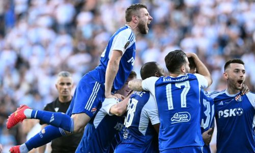 Dinamo deklasirao Rijeku s tri pogotka i osigurao dvostruku kunu! Rabuzinovo sunce seli na Maksimir