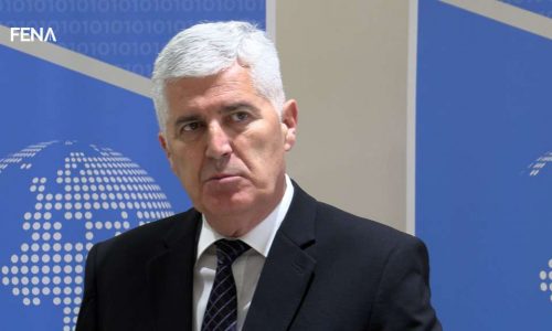 Čović najavio dolazak Varhelyja i Plenkovića, istaknuo potrebu usvajanja proračuna i komentirao optužbe da je Hrvatska izvršila agresiju na BiH