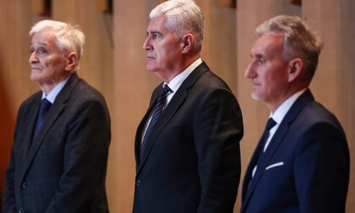 Bošnjačka blokada Doma naroda dokaz da je koalicija u najozbiljnijoj krizi od dolaska na vlast u BiH