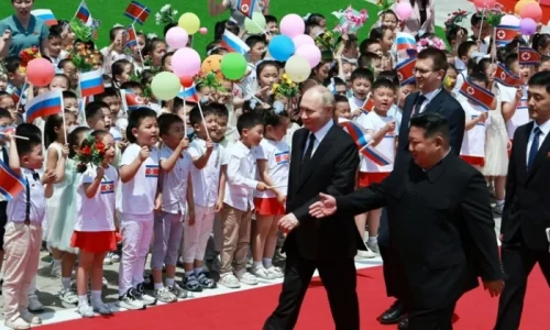 Putin raskošno dočekan u Sjevernoj Koreji, Zapad ujedinio dva diktatora