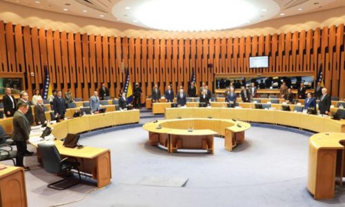 DOM NARODA Pravna i politička bitka: SNSD može, poput Bošnjaka, uskraćivati kvorum i držati Parlament u blokadi