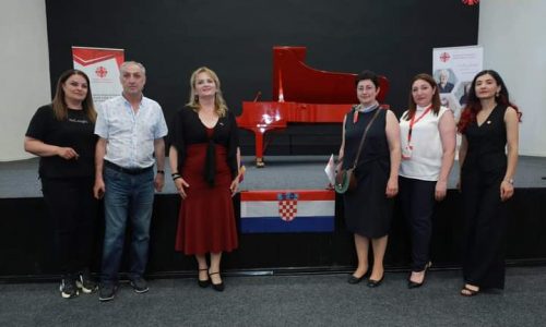 U Armeniji gostovali hrvatski glazbenici – prigodom 30. obljetnice uspostave diplomatskih odnosa i hrvatskog Dana državnosti
