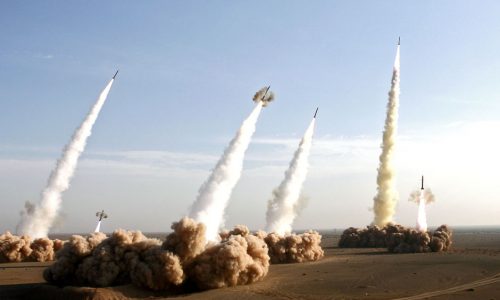 Hezbollah ispalio više od 200 raketa na Izrael