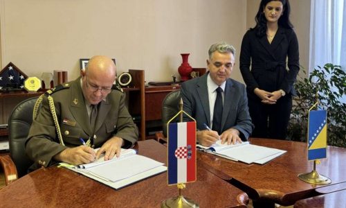 Potpisan Plan bilateralno-vojne suradnje između ministarstava obrane BiH i Hrvatske