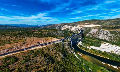 Građevinski pothvat Most Hercegovina uskoro se pušta u promet. Izgradnja zahtijevala iznimno umijeće, a jedan detalj čini ga posebnim