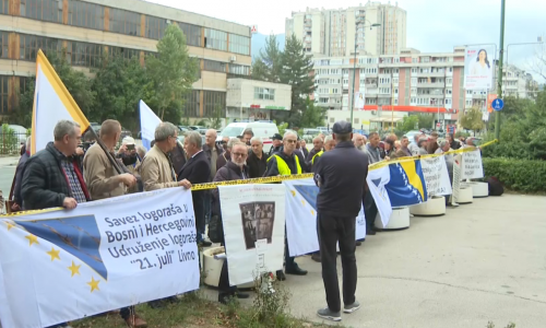 Dio bošnjačkih stranaka upregnuo cijelu mašineriju zbog izbora, laže se o Aluminiju, prosvjedi udruga…