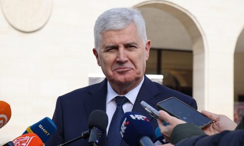 VIDEO ČOVIĆ O IZOSTANKU NEKIH STRANAKA SA SABORA: To je njihova volja, mi nastavljamo raditi