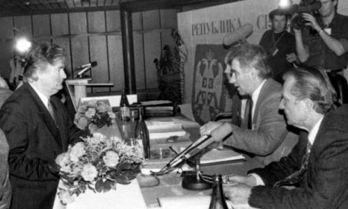 Jozo Pavković: Zašto strani i domaći političari prizivaju povratak Karadžićeva SDS-a na vlast u BiH?