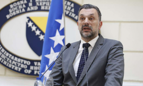 OSVRT Neka Konaković, umjesto od HDZ-a, pomoć u deblokadi BiH zatraži od Komšića i Ostalih