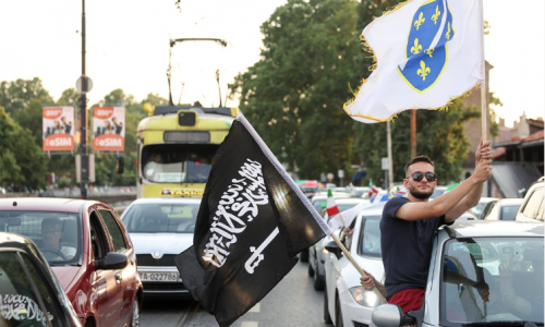 Prodefilirali Sarajevom u znak podrške Iranu i Palestini, mahali i džihadističkom zastavom