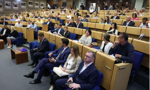 FBiH, županije i općine davat će nekretnine stradalima u nepogodama