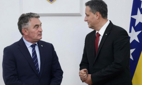 Zašto je Bećirović pomogao Komšiću u ponovnom “okretanju mitraljeza” prema Mostaru?