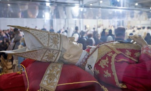 BLAGO NARODU Blagotvorni povratak u Krašić