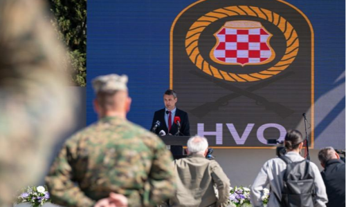 U Mostaru svečanost povodom 34 godine HVO-a i 21 godine 1. gardijske pukovnije