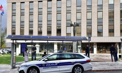 Bivši general JNA i još šestorica osuđeni zbog ratnih zločina, dobili ukupno 94 godine zatvora