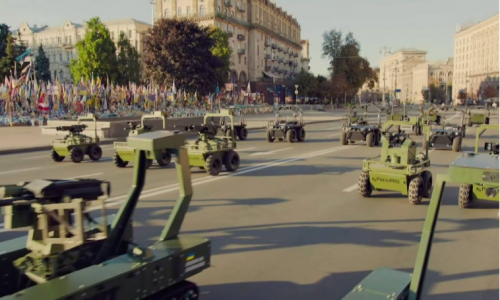 VIDEO Umjesto tenkova i oklopnih vozila Ukrajina priredila paradu dronova i robota