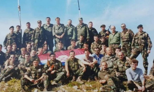 Simbol pobjede Sjećanje na rujan 1995. i dan kad su Hrvatske snage oslobodile Veliki Vitorog iznad Kupreškog polja i Glamoča