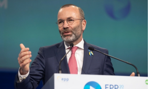 EPP: Prizori s Mladićeva pogreba utjecat će na pridruženi status Srpske napredne stranke