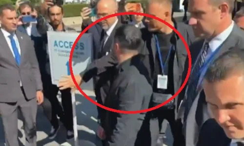 VIDEO Ruski novinar probio se do Zelenskog i postavio pitanje. Zelenski: ‘Na raketi, je*ote!‘