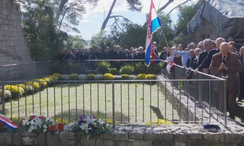 Odana počast za 53 žrtve ubijene na Daksi kod Dubrovnika 1944.